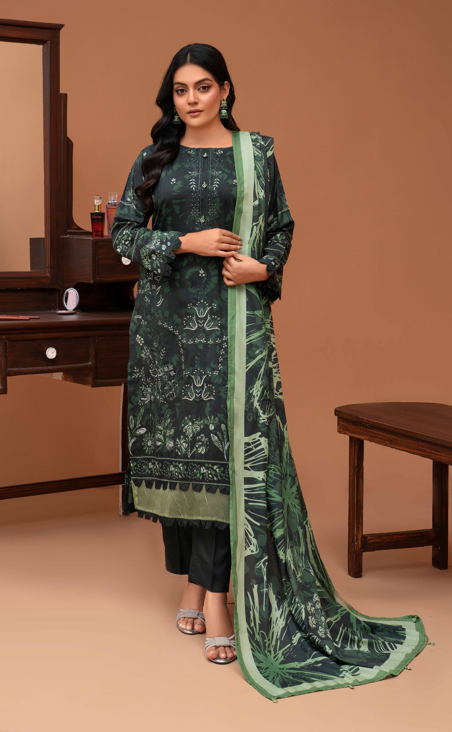 Azura 1205 - Bottle Green